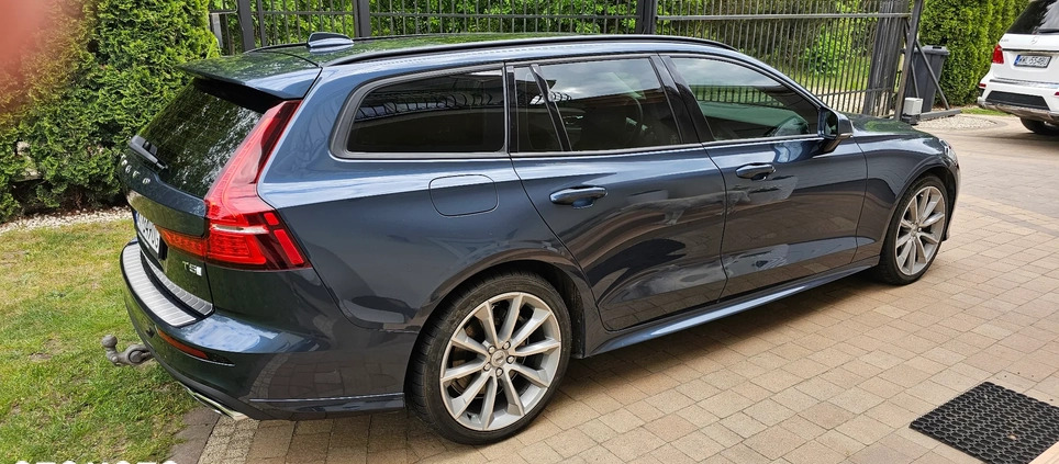 Volvo V60 cena 119000 przebieg: 58000, rok produkcji 2020 z Gąbin małe 79